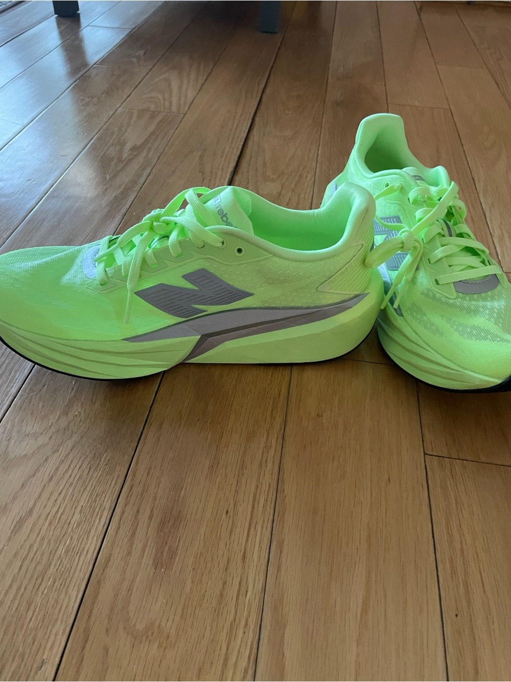 New balance women’s rebel v5